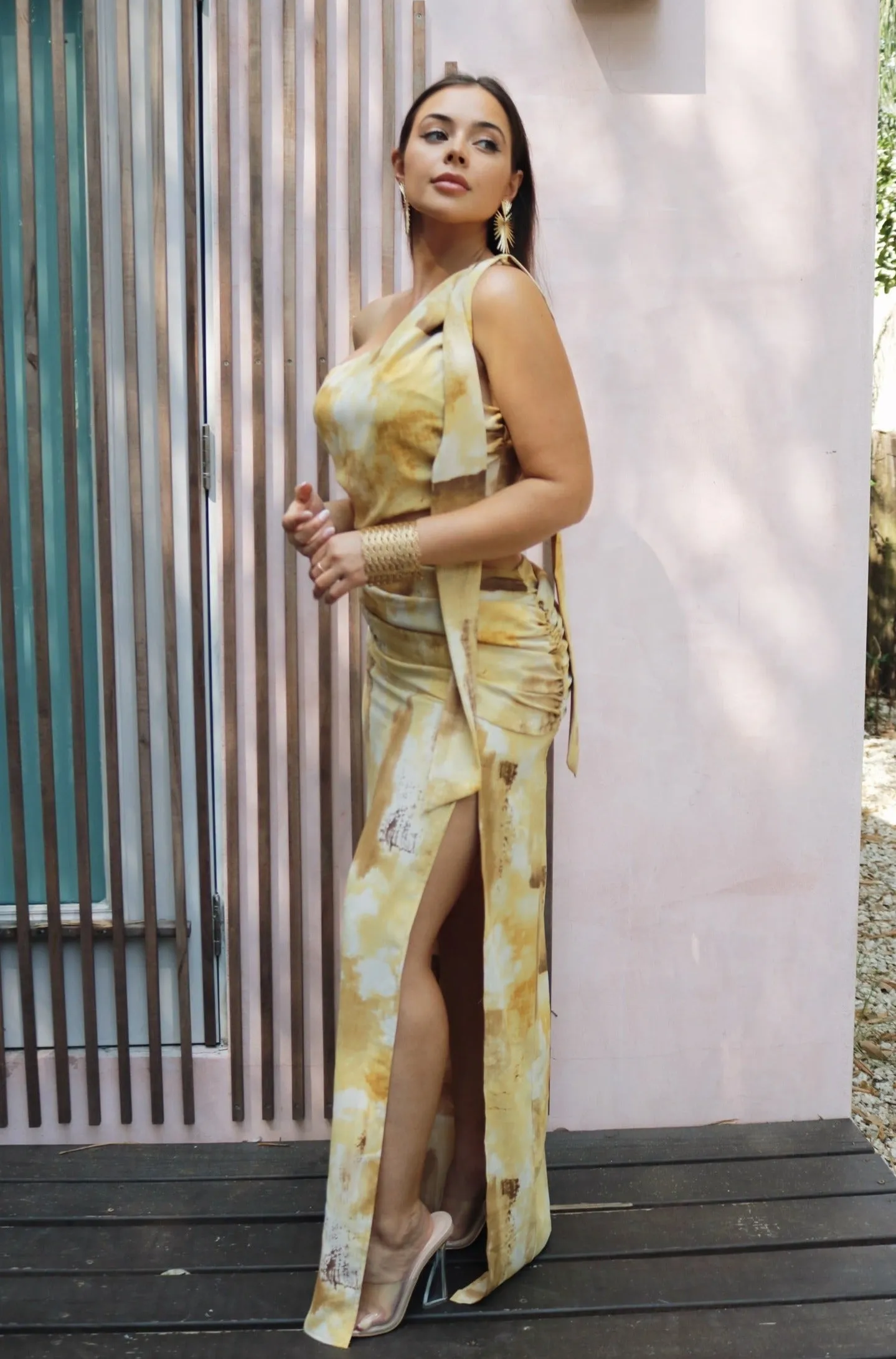 'Anastasia' One Shoulder Cut Out Drape Dress in Gold Print