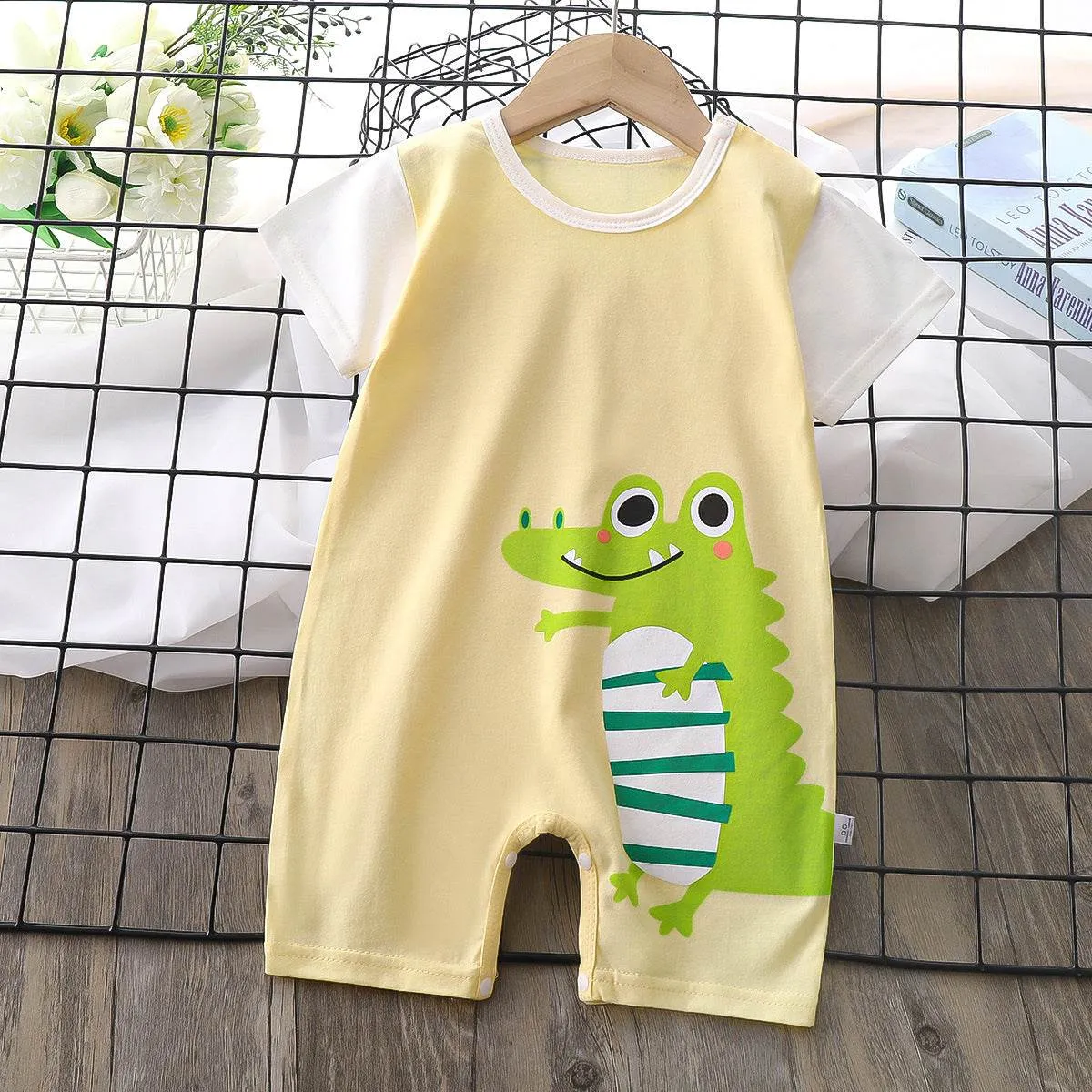 Baby Boy Thin Women's Short-sleeved Jumpsuit Romper