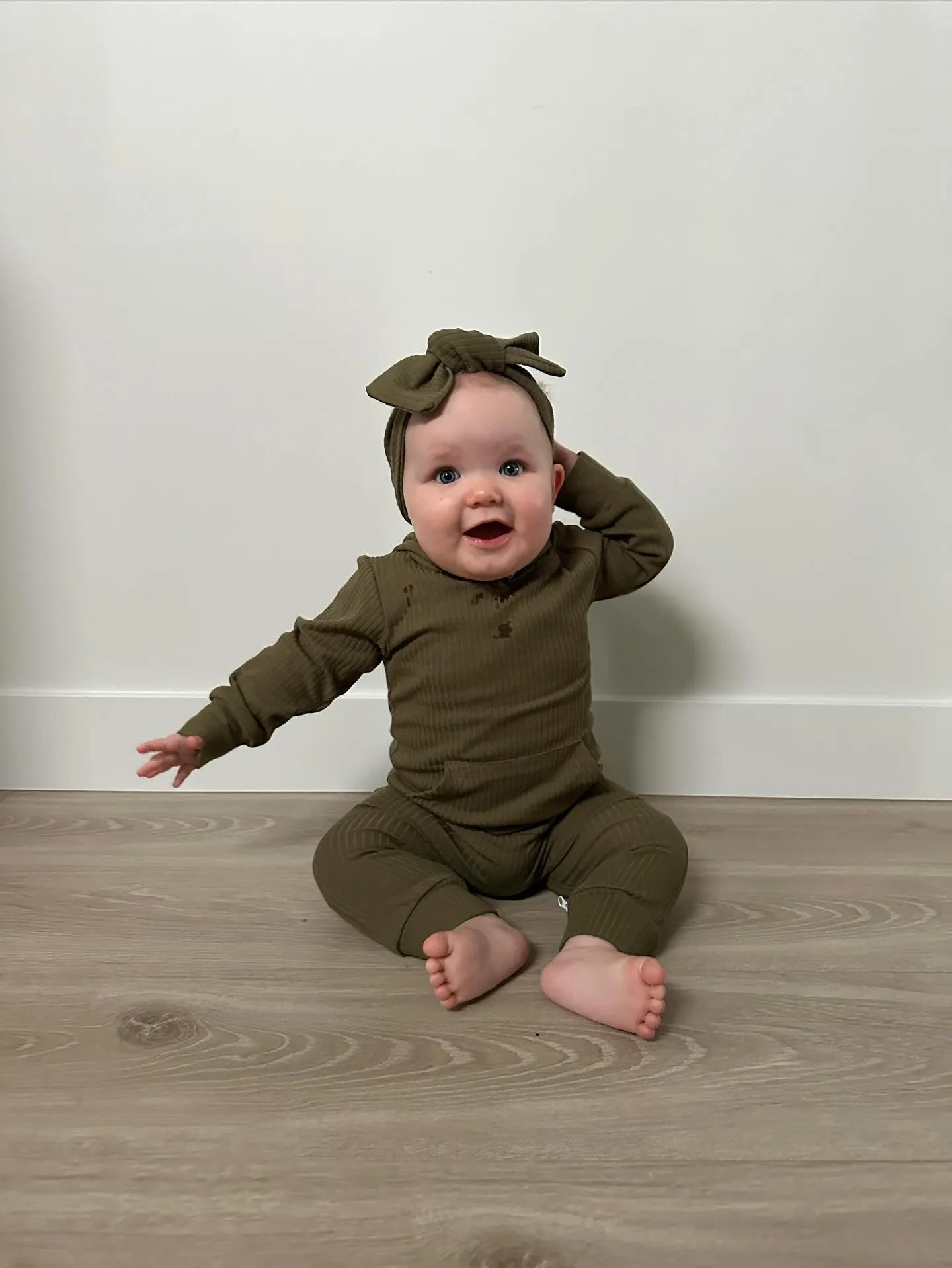 BOBBY JUMPSUIT - ROBYN HOOD - ARMY