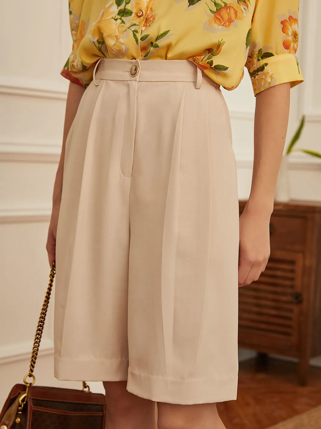 Daiki Chiffon Straight Shorts