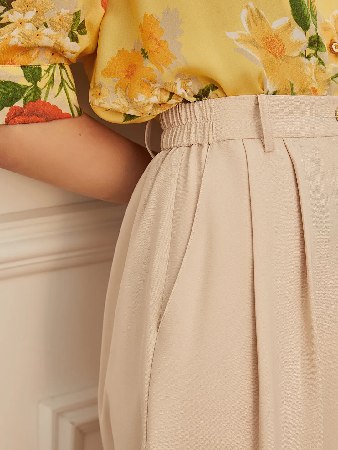 Daiki Chiffon Straight Shorts