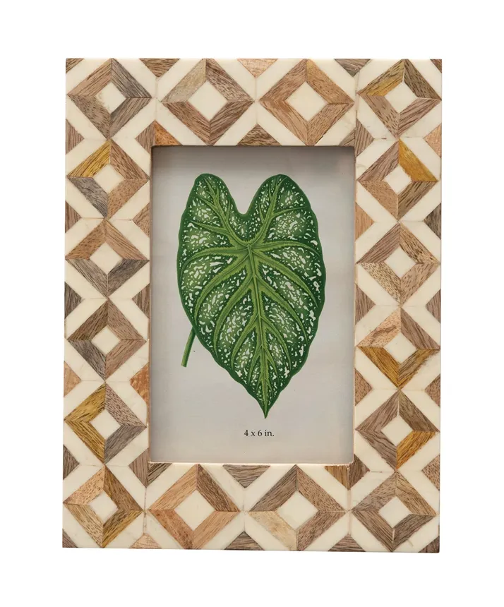 Diamond Pattern Picture Frame