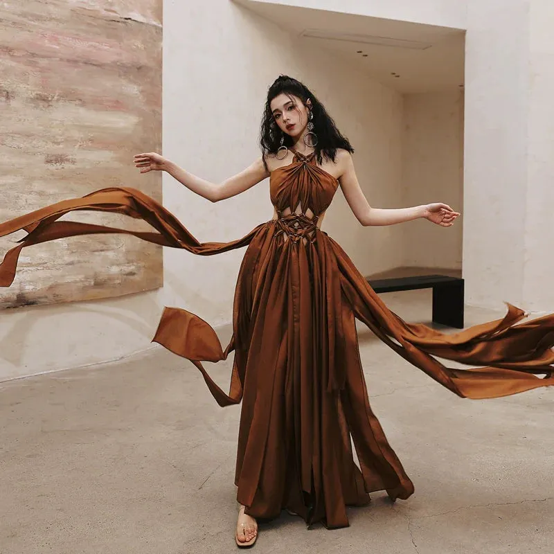 DOLLY Elegant Brown Halter Neck Loose High Waist Pleated Resort Dress-VEe