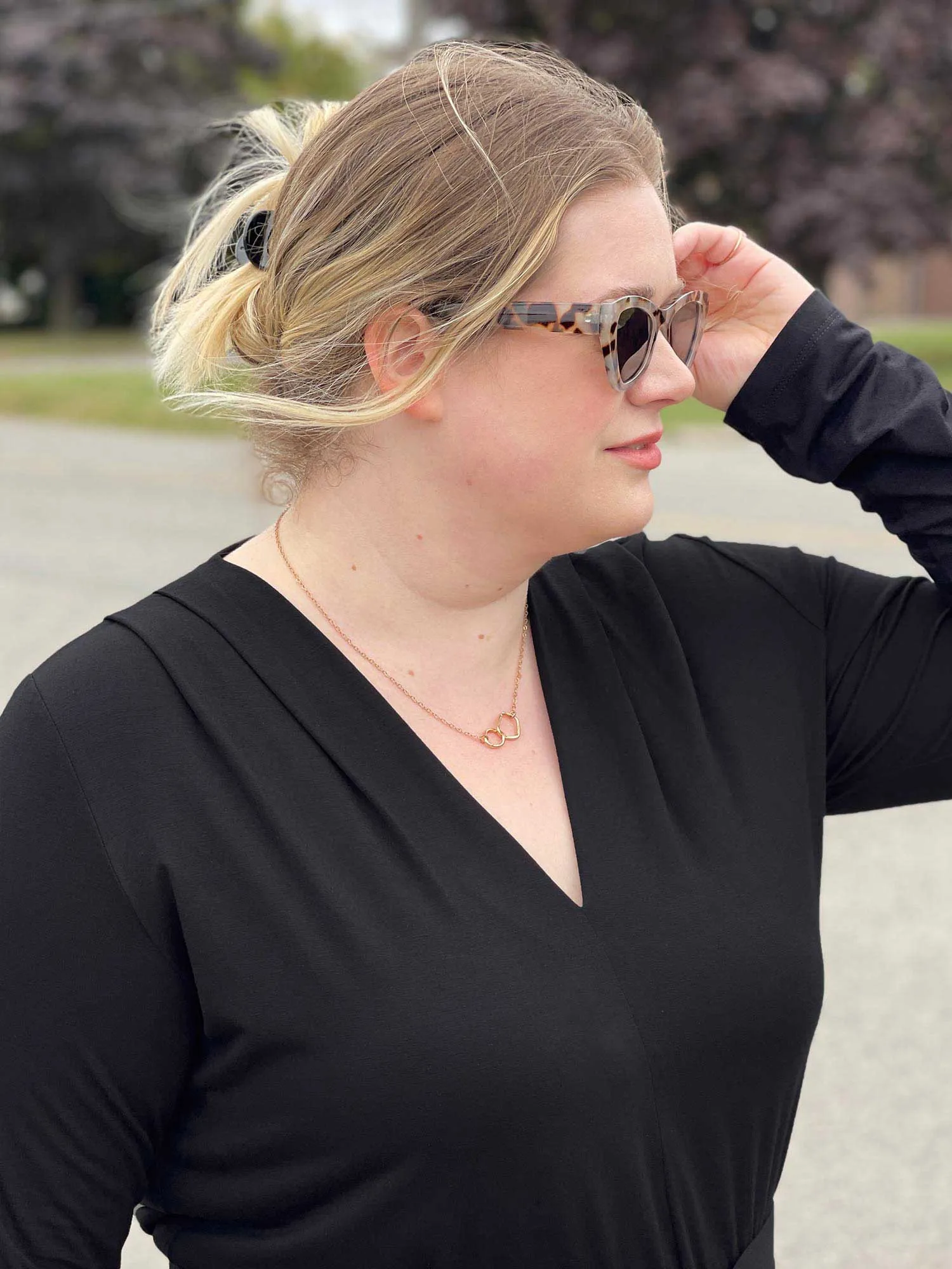 Dua v-neck long sleeve blouse - FINAL SALE