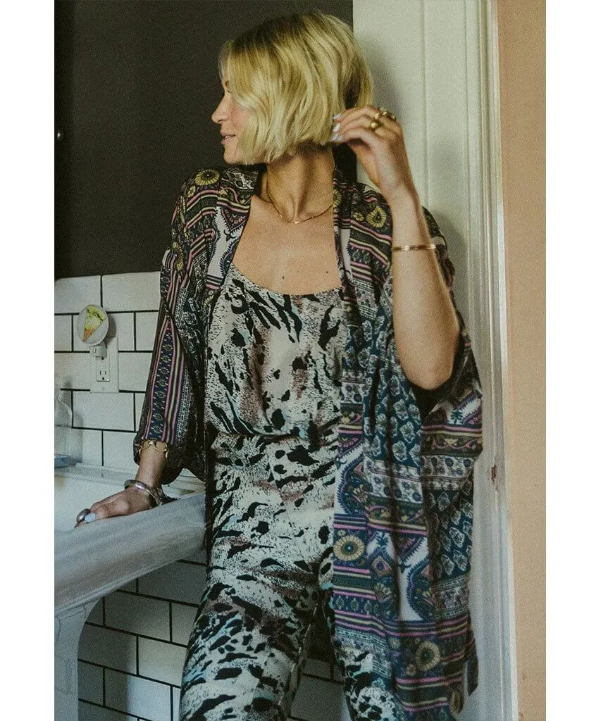 The Lady Kimono Steel Dandelion Stripe
